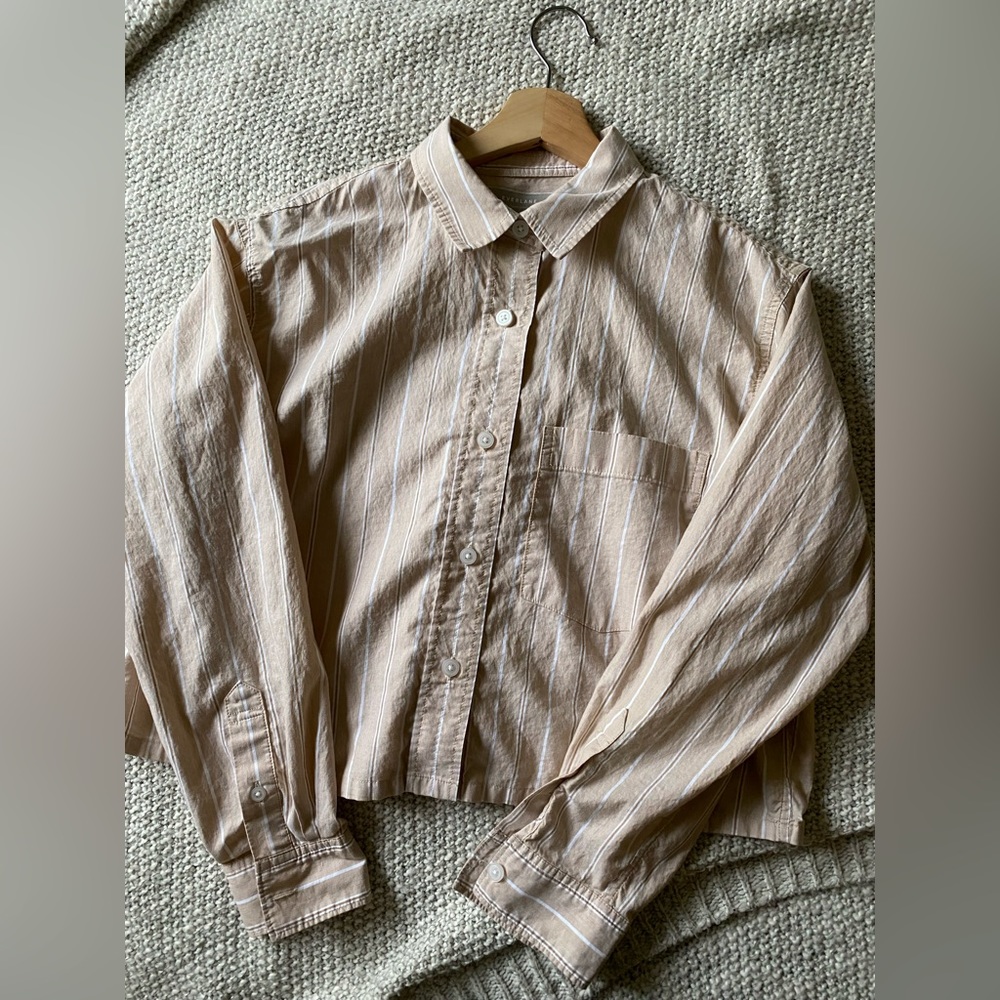 Everlane silky cotton cropped shirt